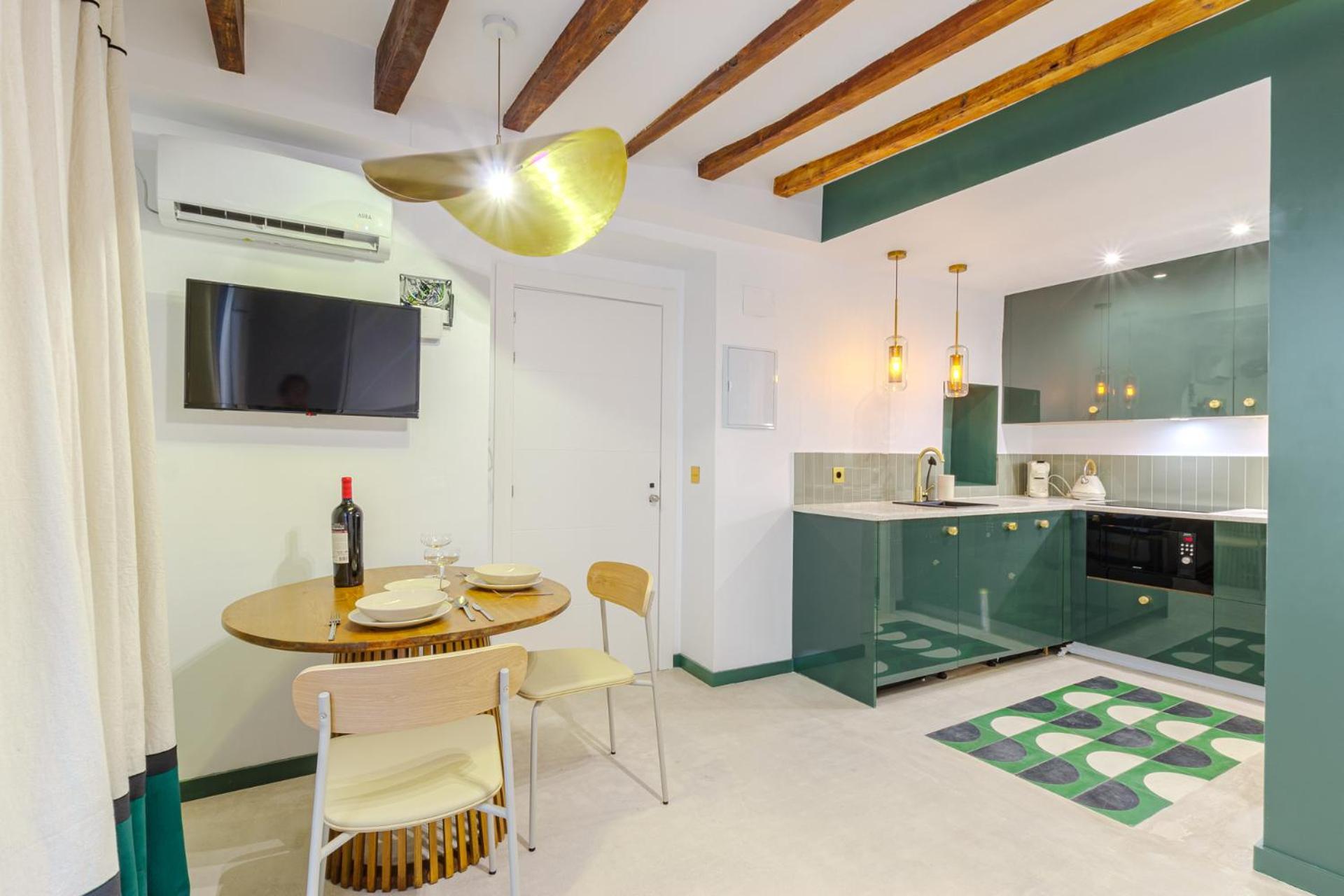 Refined And Practical Studio In Historic Center Of Alicante Exterior photo