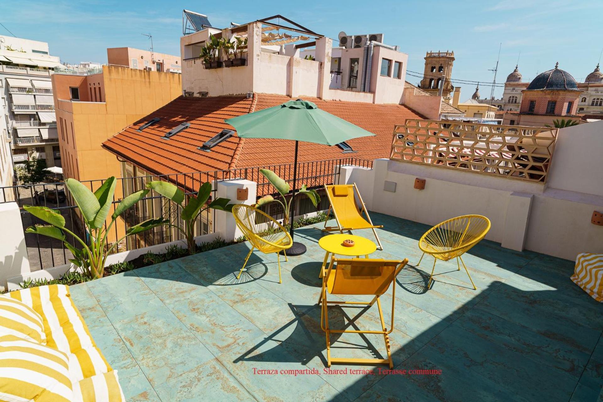 Refined And Practical Studio In Historic Center Of Alicante Exterior photo