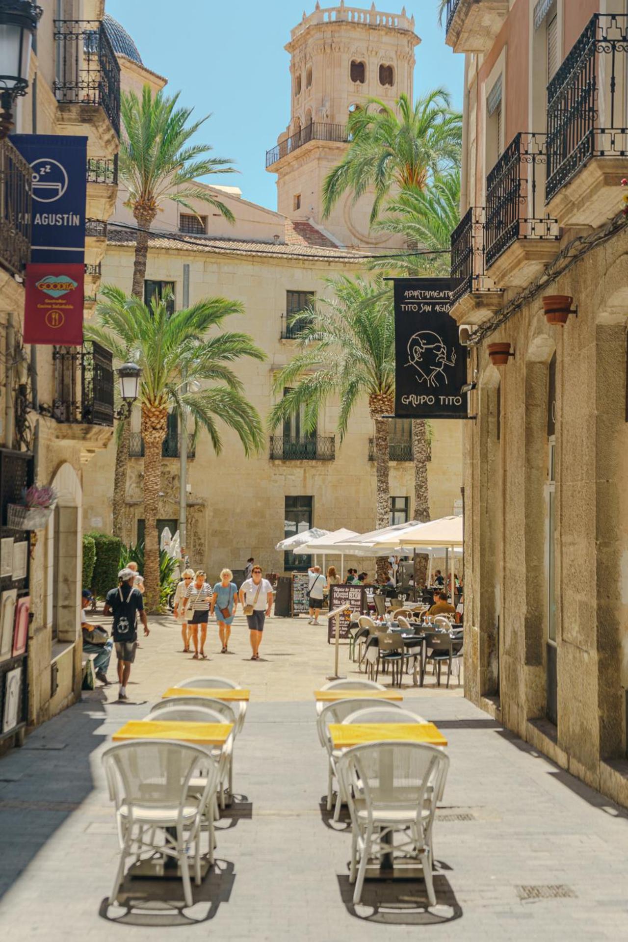 Refined And Practical Studio In Historic Center Of Alicante Exterior photo